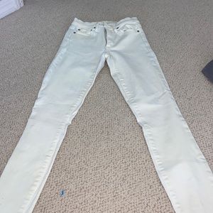 GAP true skinny light yellow mid rise skinny jeans